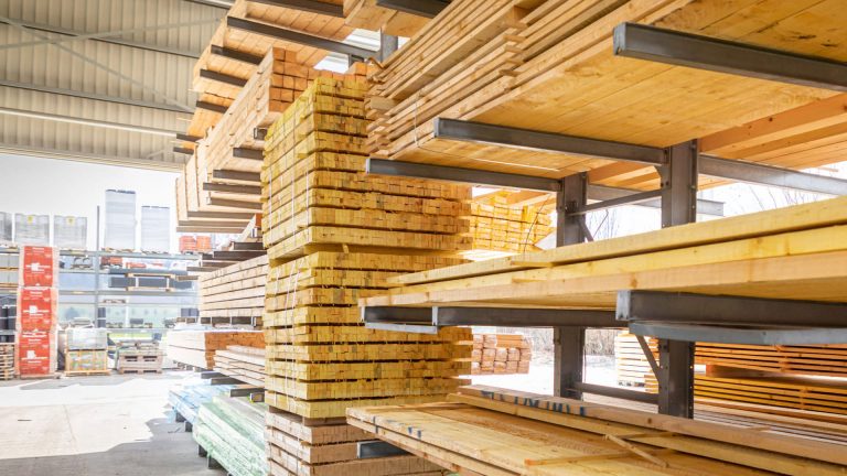 holzbaustoffe